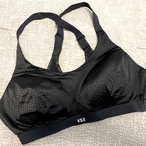 LIKE NEW // VSX padded sports bra